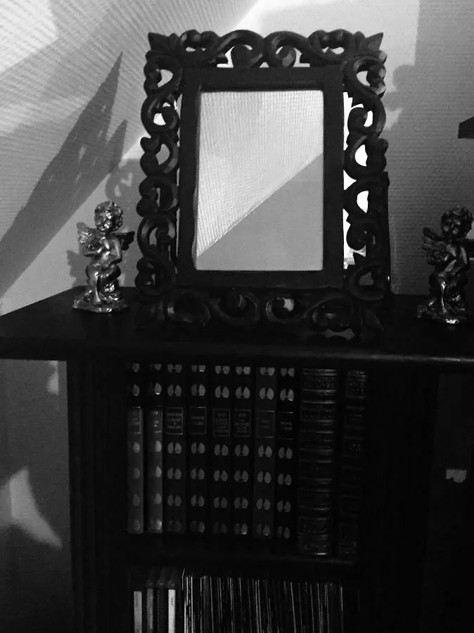 Stella Yardena Apartment Paris 0*,