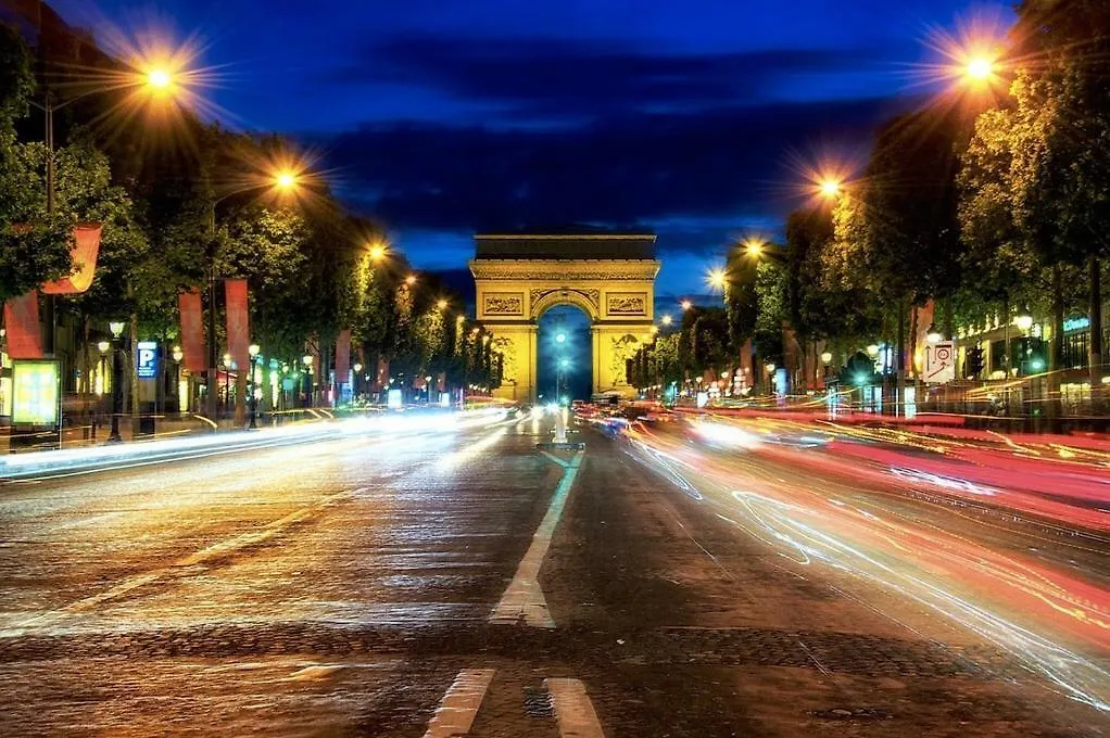 Stella Yardena Apartment Paris