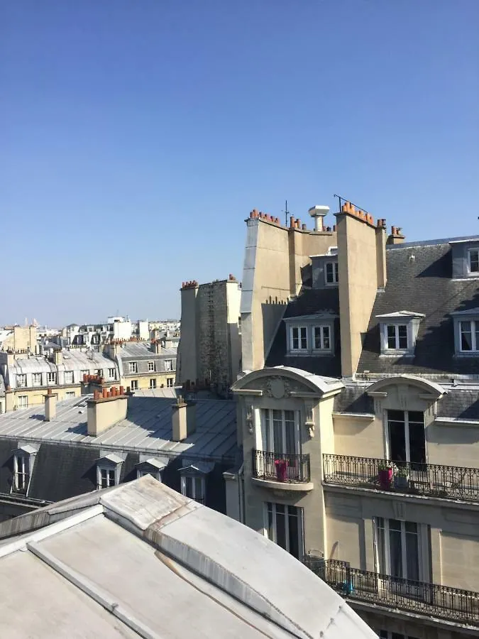 Stella Yardena Apartment Paris