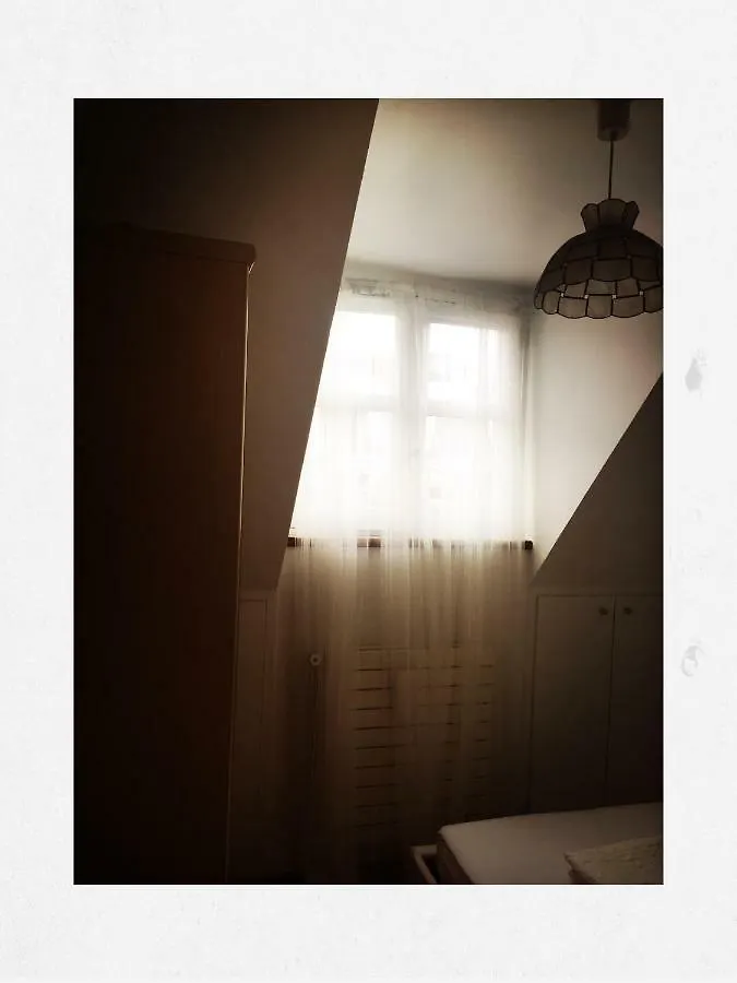 Stella Yardena Apartment Paris France